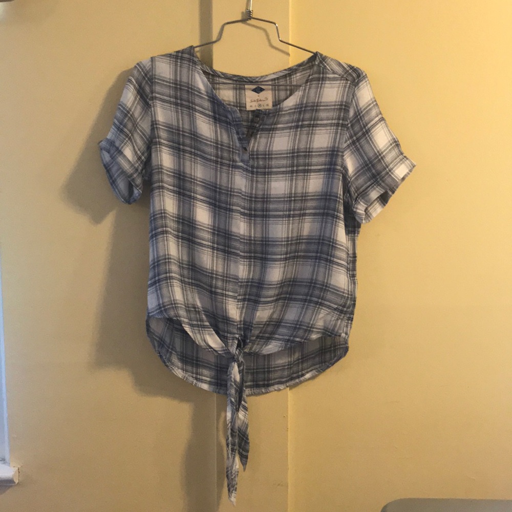 Plaid blouse.